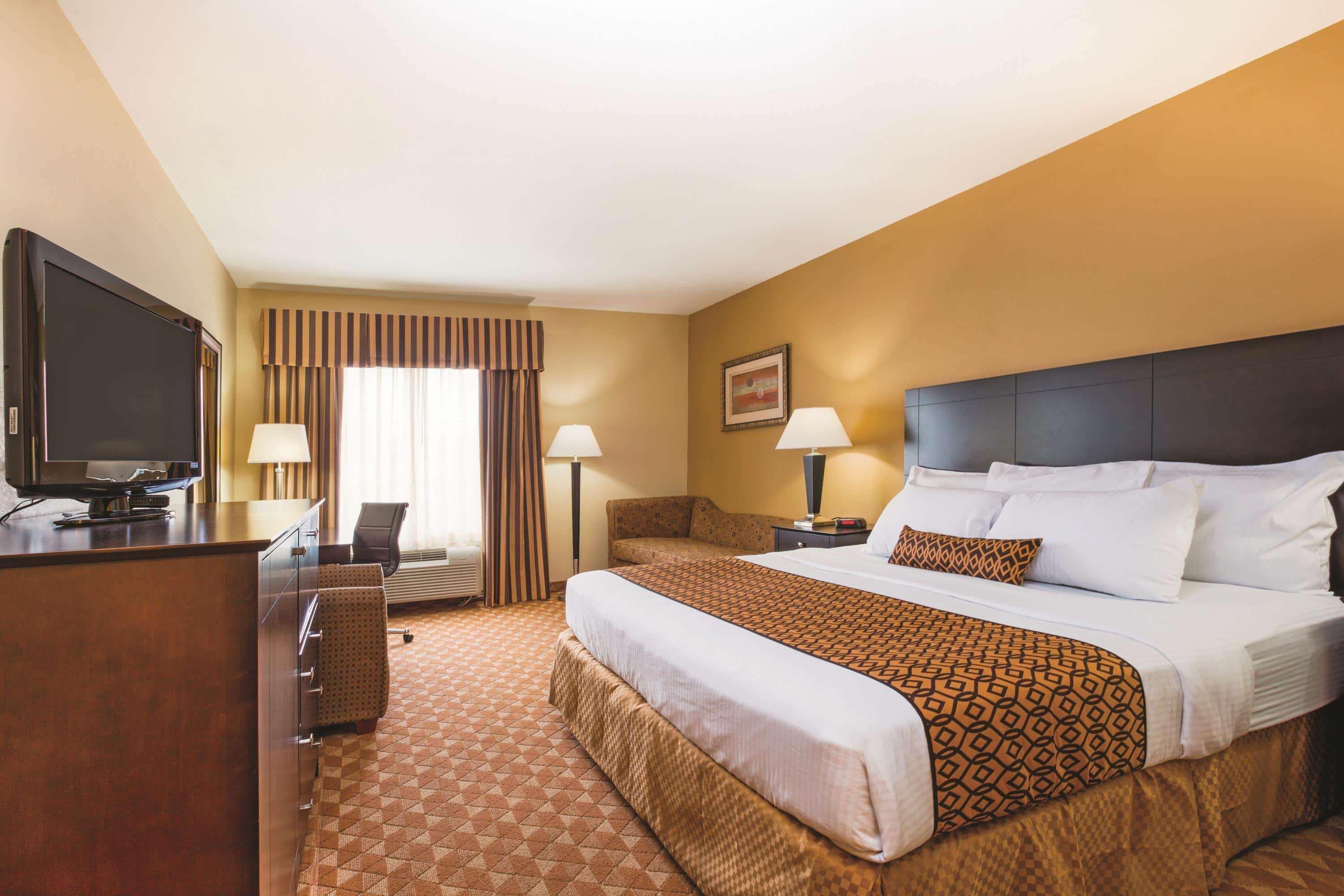 Отель La Quinta By Wyndham Lexington South / Hamburg Экстерьер фото