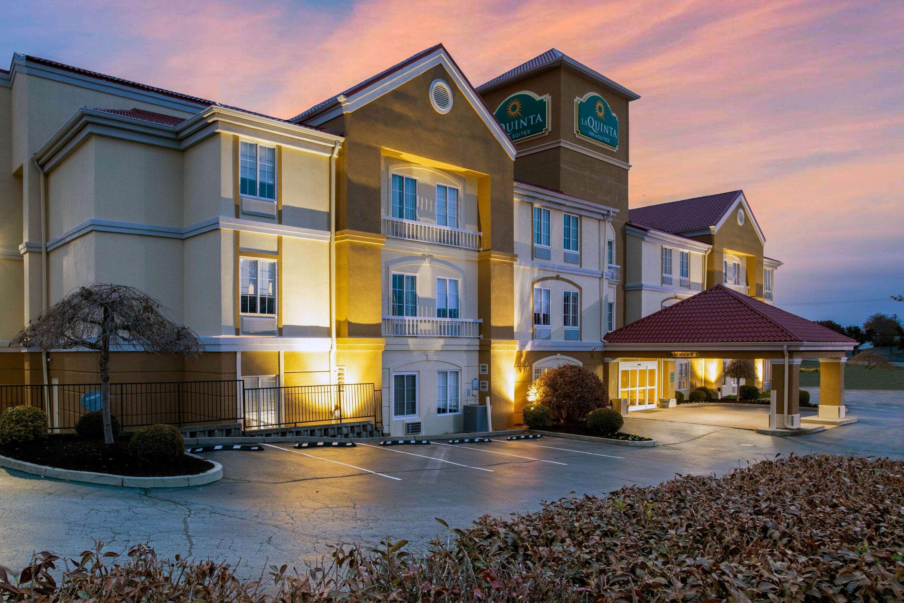 Отель La Quinta By Wyndham Lexington South / Hamburg Экстерьер фото