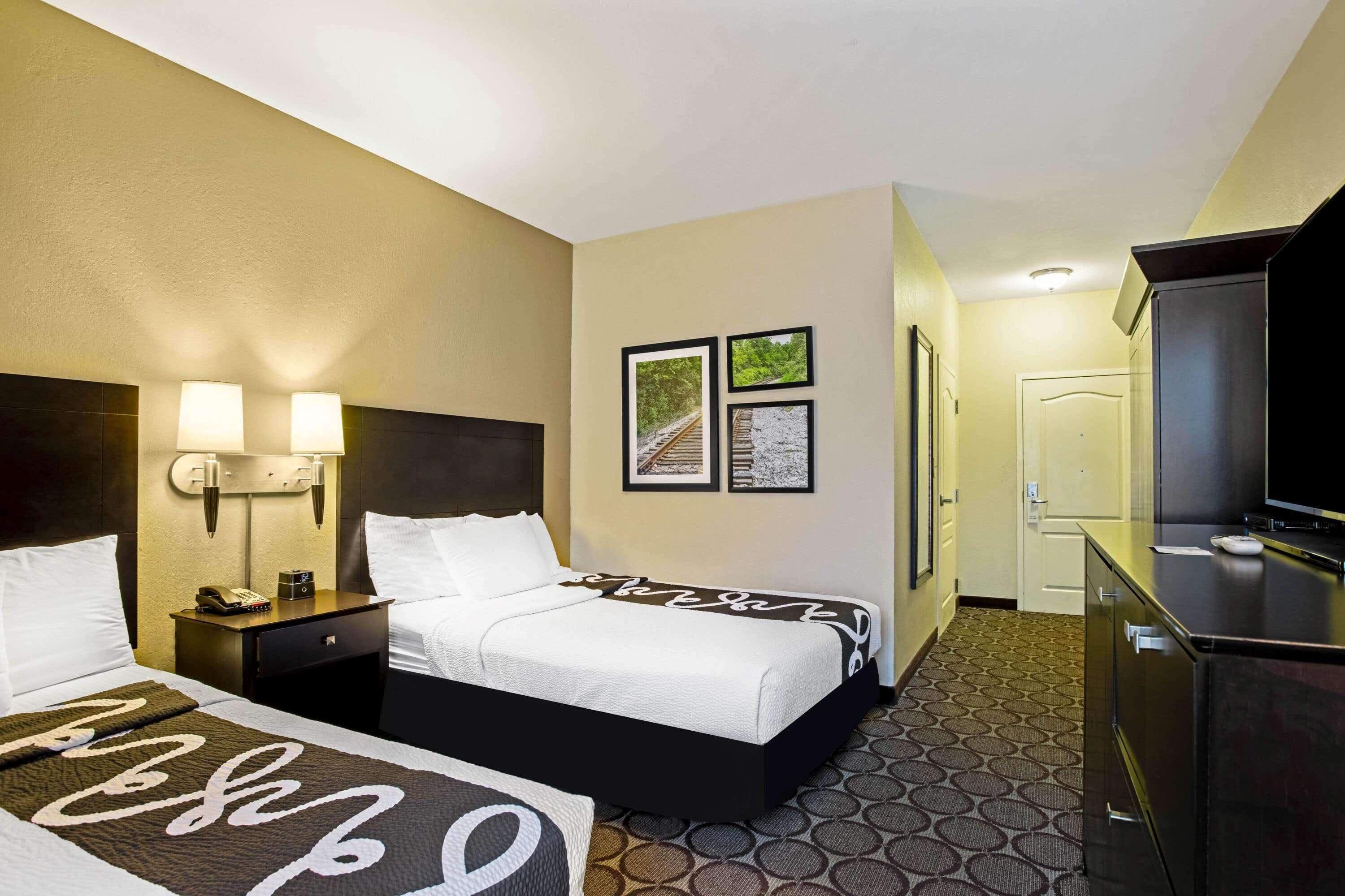 Отель La Quinta By Wyndham Lexington South / Hamburg Экстерьер фото