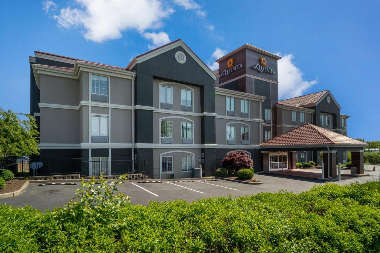 Отель La Quinta By Wyndham Lexington South / Hamburg Экстерьер фото